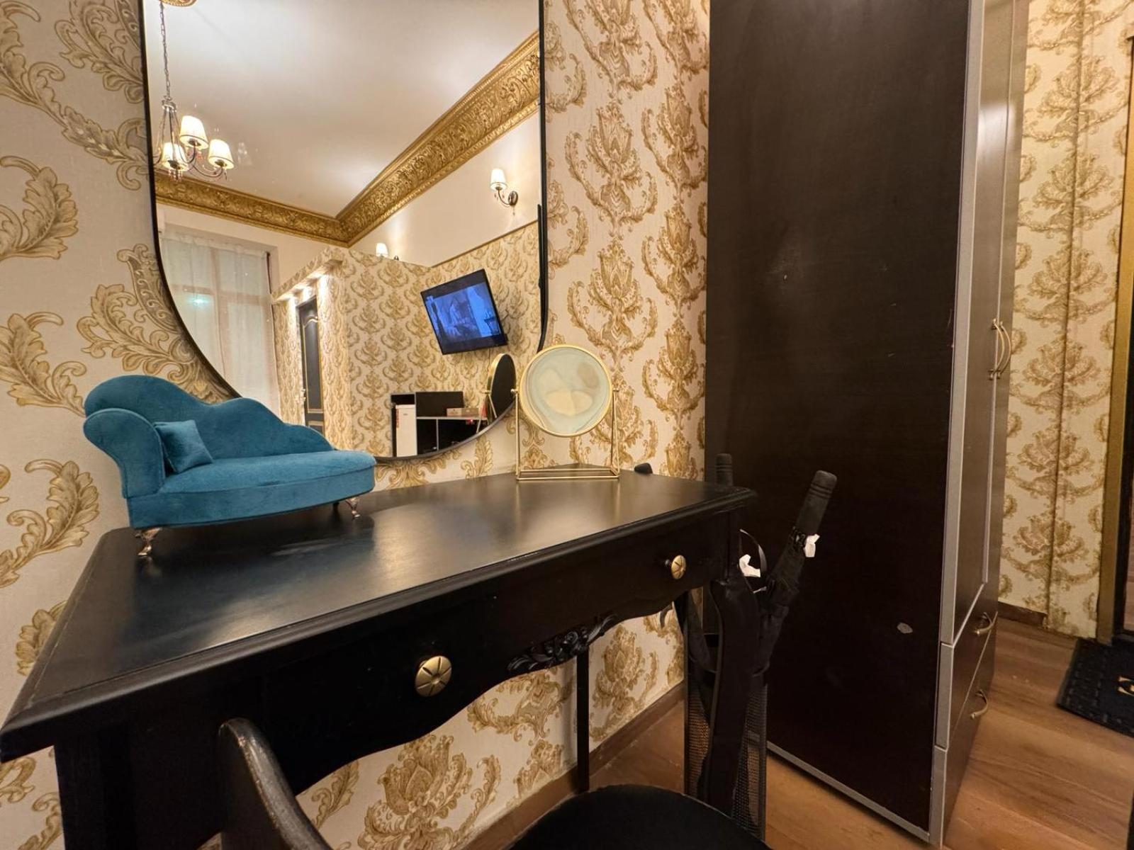 The King Suite With Balcony View Piata Romana Bucharest Exterior photo